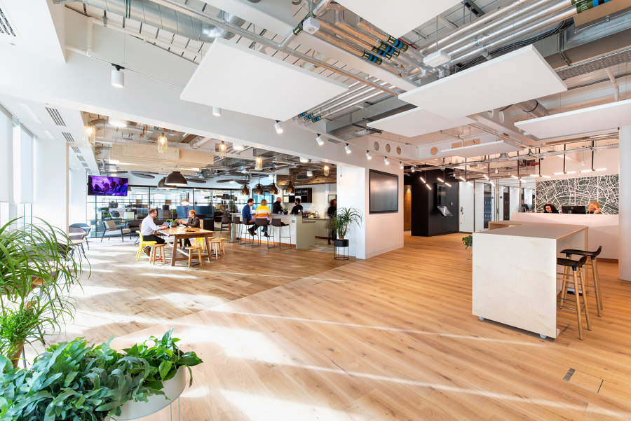 HB Reavis UK Headquarters di Evolution Design | Spazi ufficio