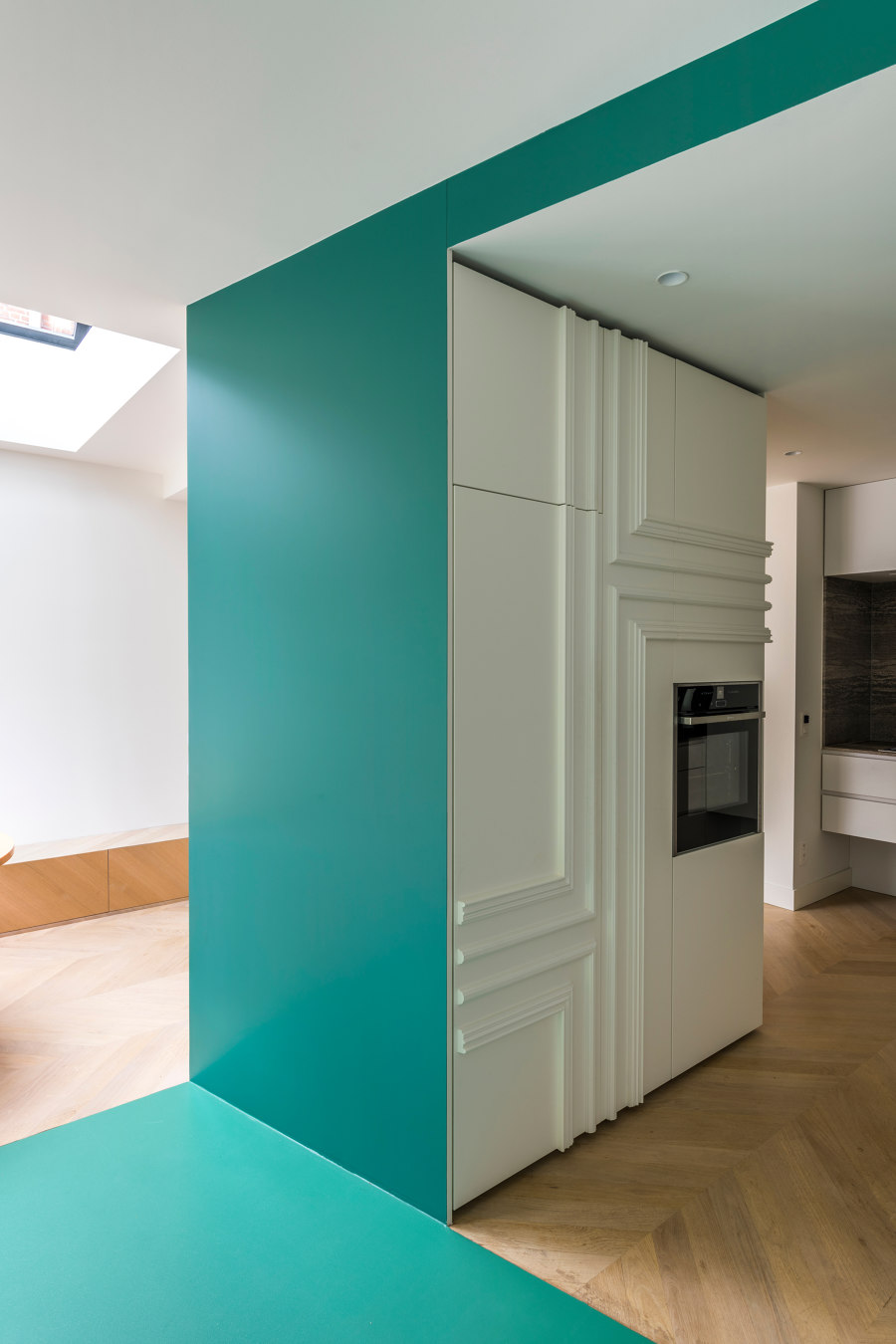 Antwerp Townhouse renovation by Van Staeyen Interieur | Living space