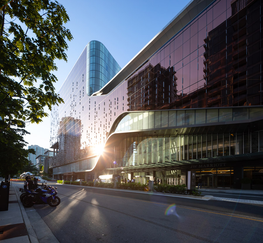 PARQ Vancouver von ACDF Architecture | Hotels
