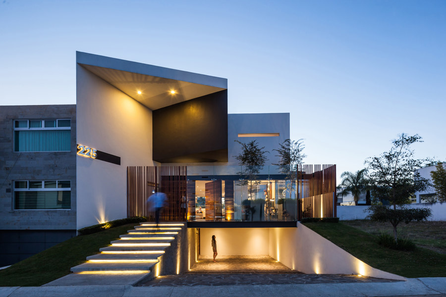 225 House by 21 arquitectos | Detached houses
