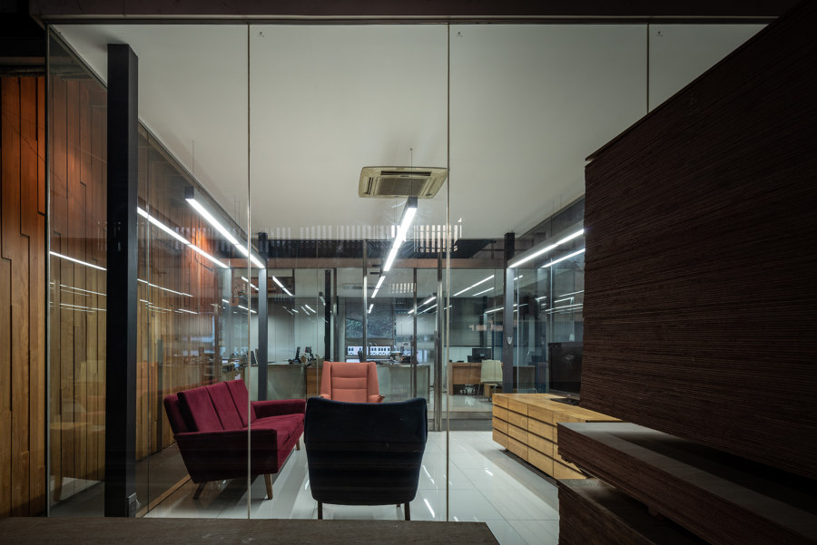 Paknam Office di Archimontage Design Fields Sophisticated | Edifici per uffici