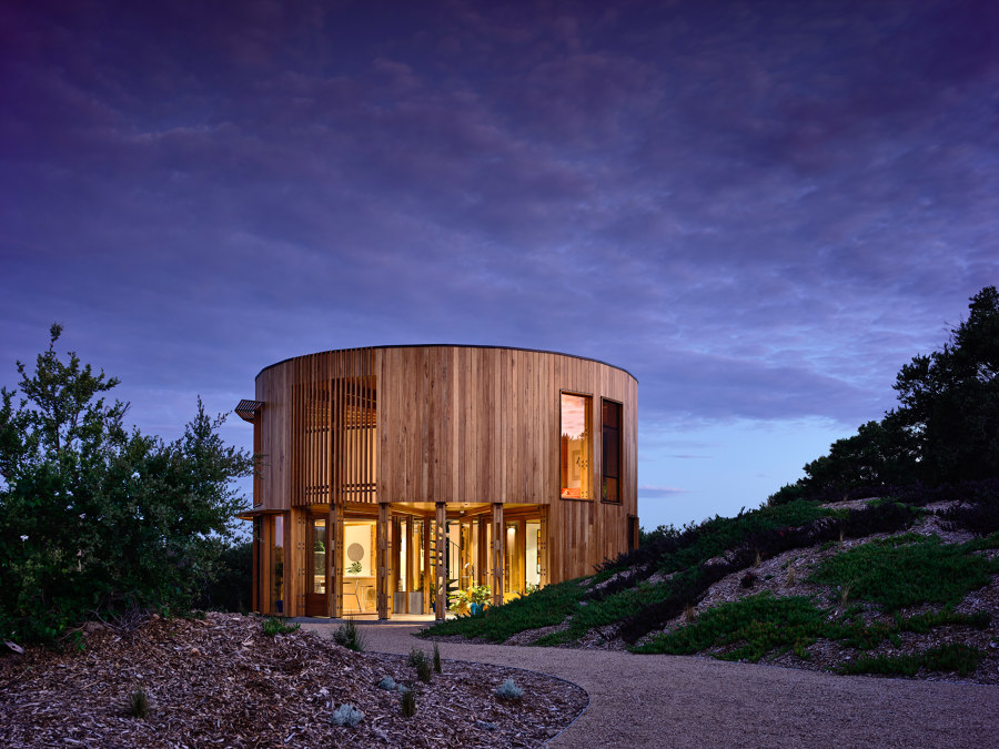 St Andrews Beach House by Austin Maynard Architects | Detached houses
