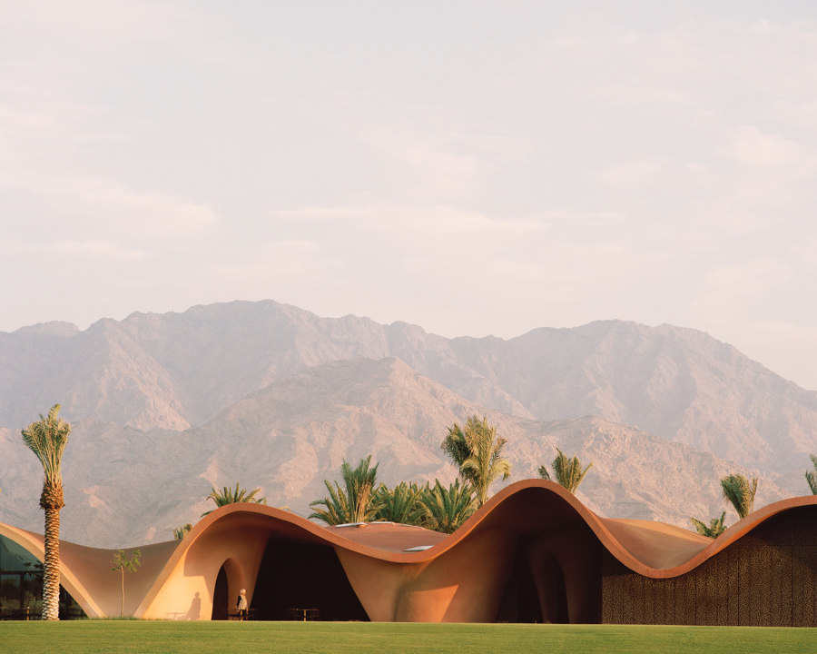 Ayla Golf Academy & Clubhouse di Oppenheim Architecture | Palestre