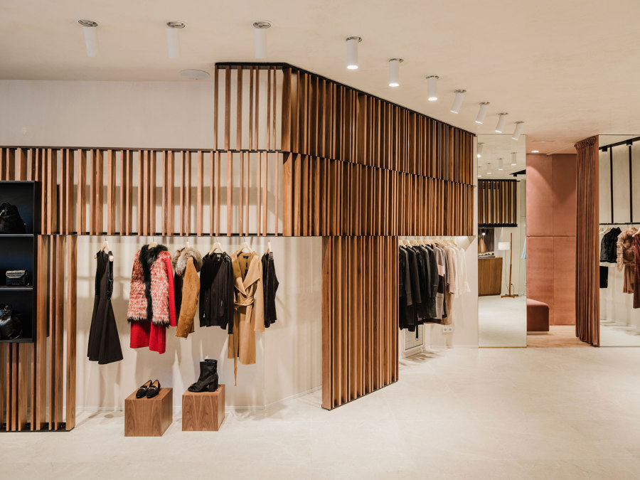 Javier Simorra flagship store by Mesura | Shop interiors