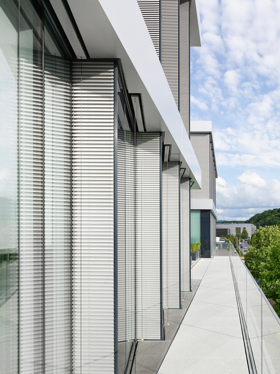 Erbe Elektromedizin Headquarter by Dannien Roller Architekten und Partner | Office buildings
