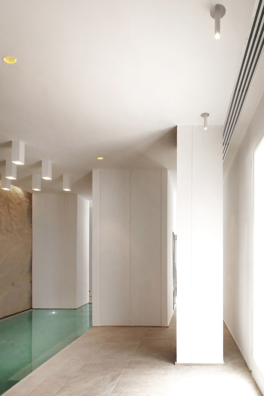 White Digger di Tomas Ghisellini Architects | Inmpianti SPA