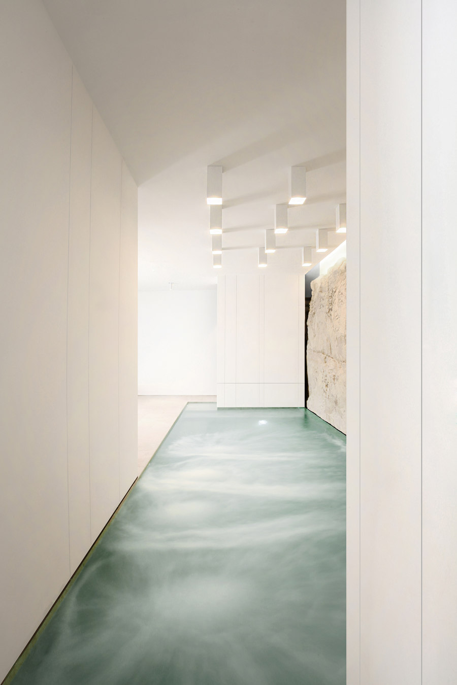 White Digger de Tomas Ghisellini Architects | Instalaciones Spa