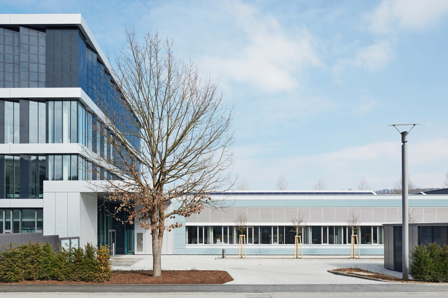 Erbe Production Hall by Dannien Roller Architekten und Partner | Office buildings