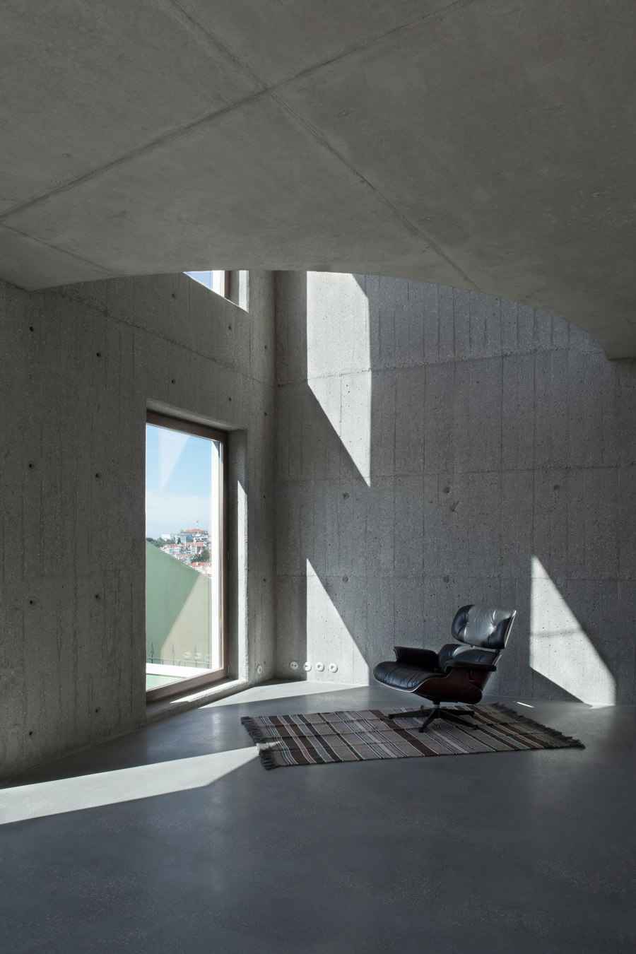 Casa do Monte de Leopold Banchini Architects | Espacios habitables