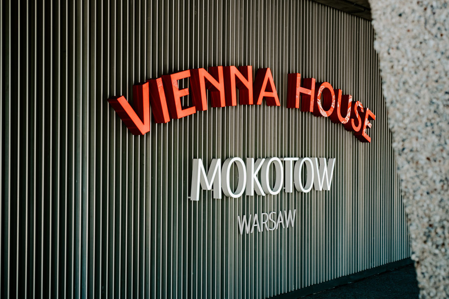 Vienna House Mokotow Warsaw de JEMS Architekci | Hoteles
