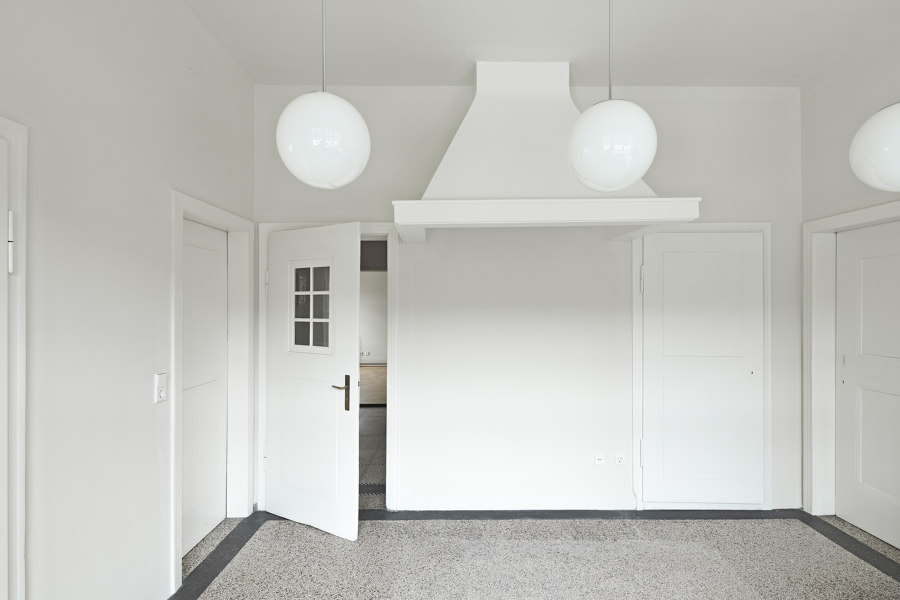 Conference Centre Haus der Wirtschaft by Dannien Roller Architekten und Partner | Office facilities