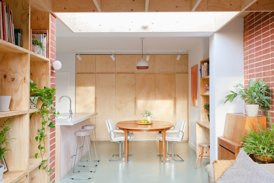 Hive House de nimtim architects | Pièces d'habitation