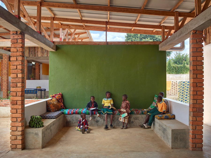 Econef Children’s Center de Asante Architecture & Design | Escuelas