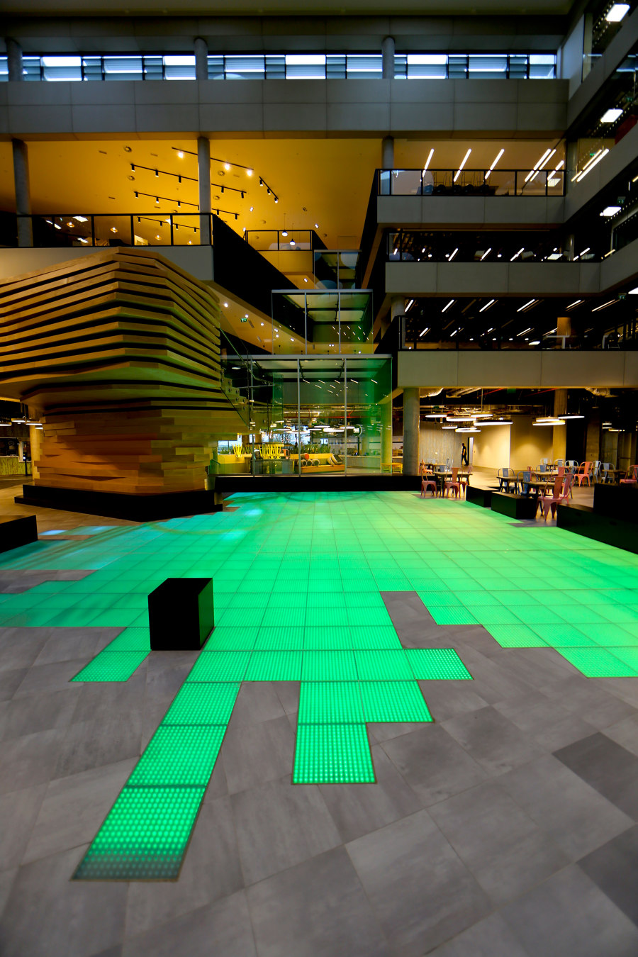 Microsoft Digital Waterfall and Lake by ASB GlassFloor | Manufacturer references