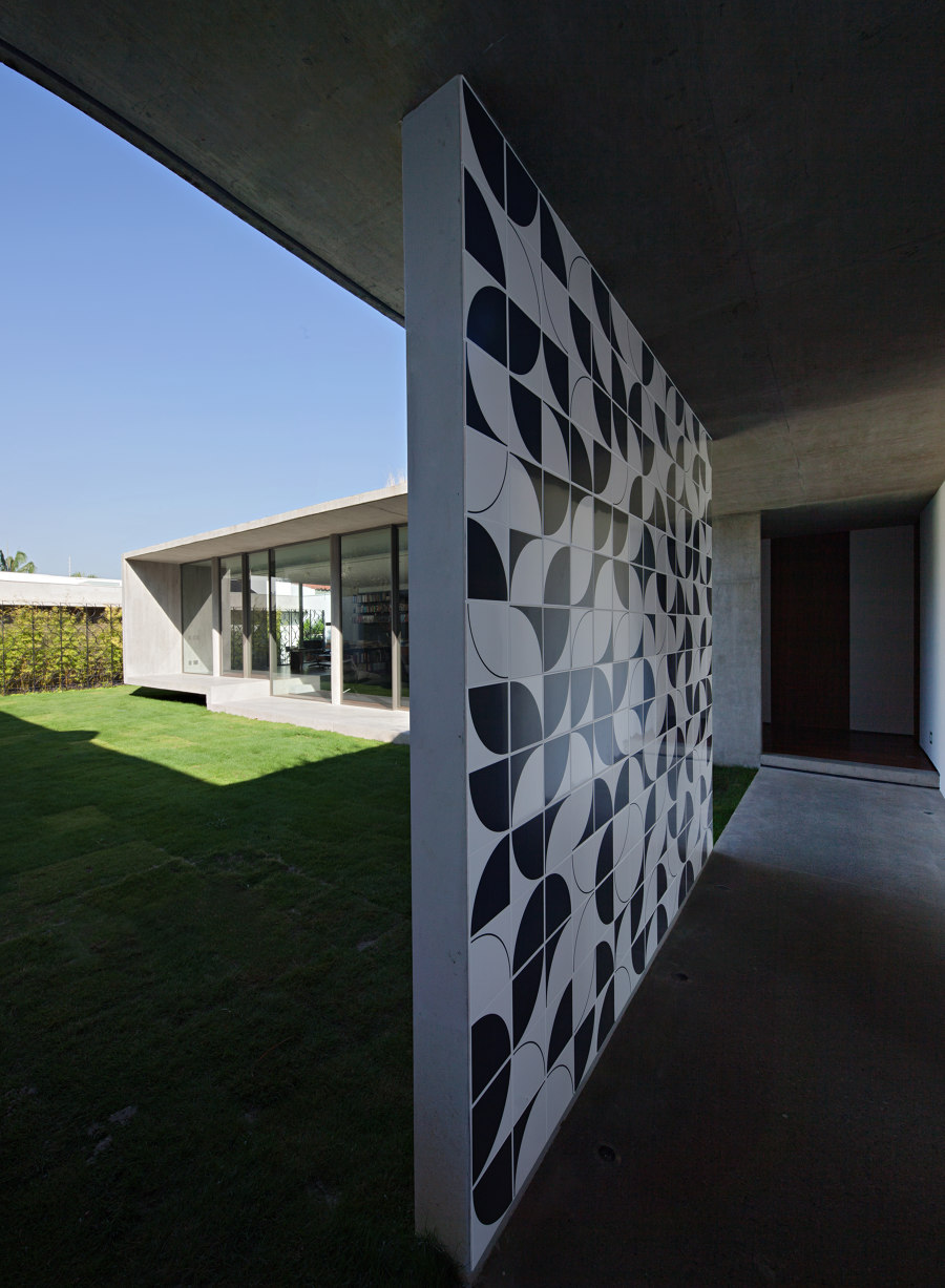 Capobianco House von Kruchin Arquitetura | Einfamilienhäuser