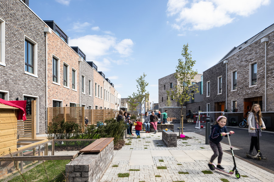 Marmalade Lane Cohousing by Mole Architects | Apartment blocks