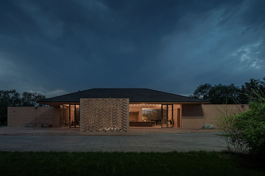 Courtyard Villa de ArchStudio | Maisons particulières