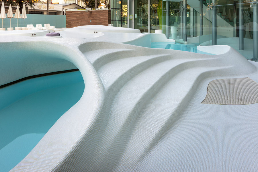 i-CE AGE pool / i-SUITE Hotel by SICIS | Manufacturer references