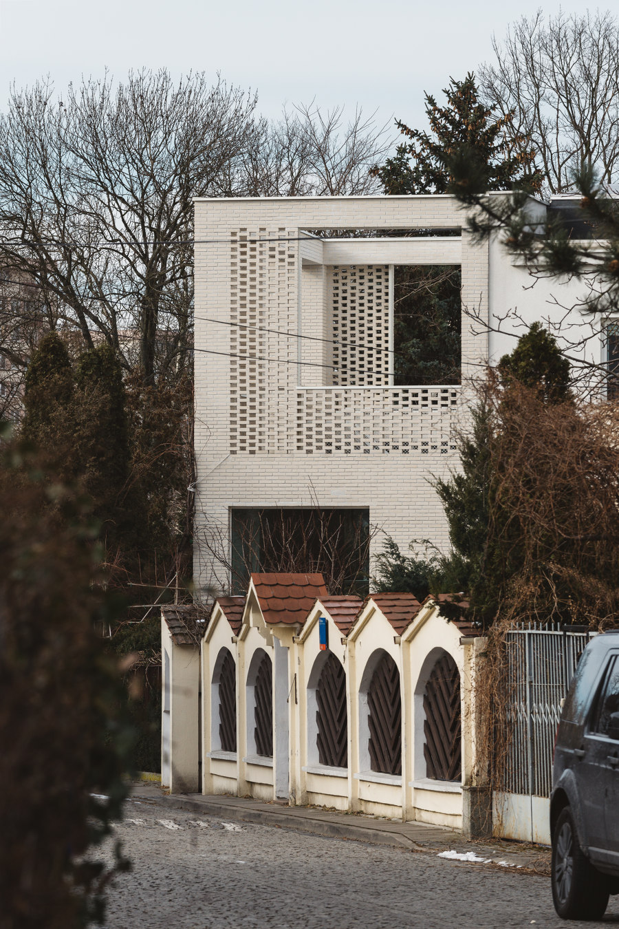 House for W de MFRMGR Architekci | Casas Unifamiliares