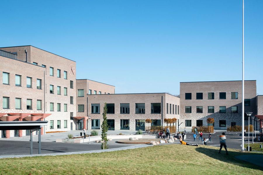 New Tiunda School di C.F. Møller | Scuole