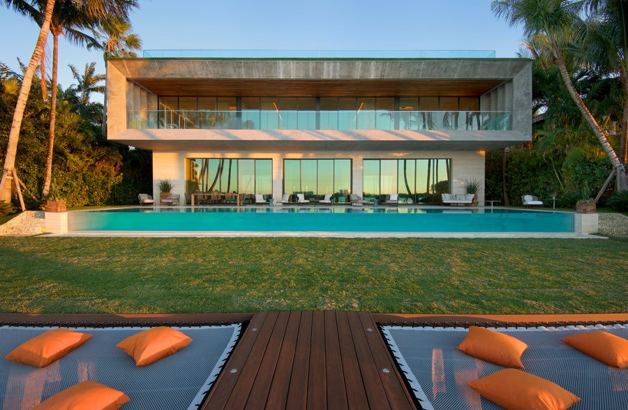 Bal Harbour House by Oppenheim Architecture | Detached houses