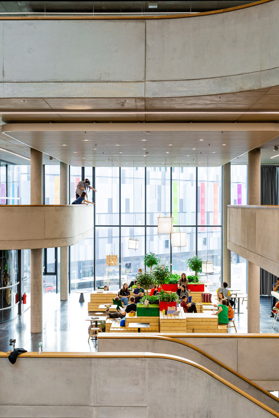 Zalando Headquarters in Berlin de KINZO Design Studio | Bureaux