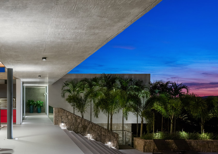 DMG Residence von Reinach Mendonça Arquitetos Associados | Einfamilienhäuser