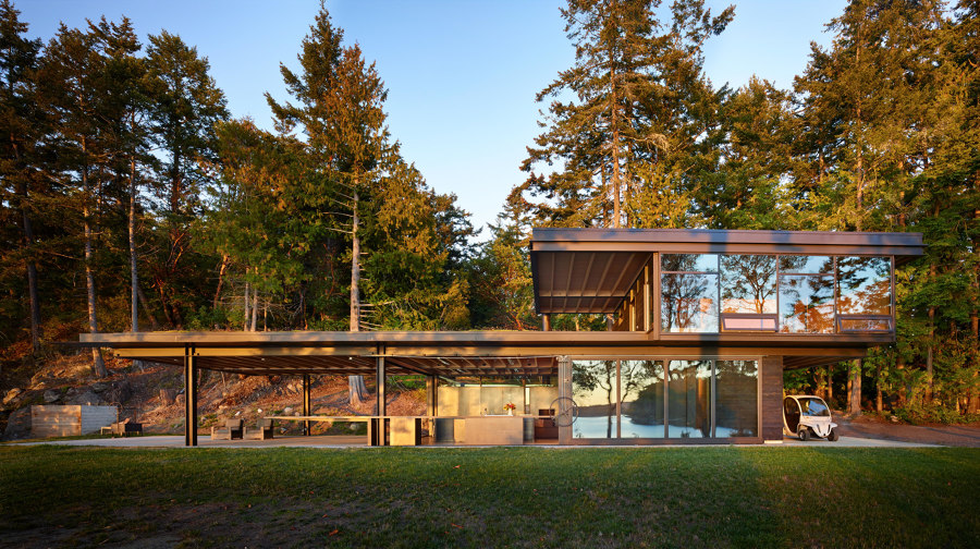 Pole Pass Retreat by Olson Kundig | Detached houses