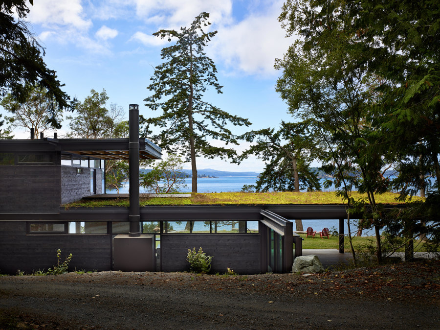 Pole Pass Retreat by Olson Kundig | Detached houses
