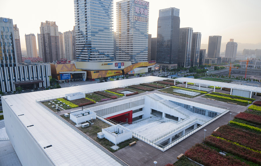 Yiwu Cultural Square de UAD | Architectural Design & Research Institute of Zhejiang University | Terrains de sport