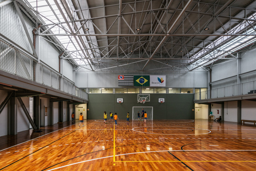 Beacon School von Andrade Morettin Arquitetos | Schulen