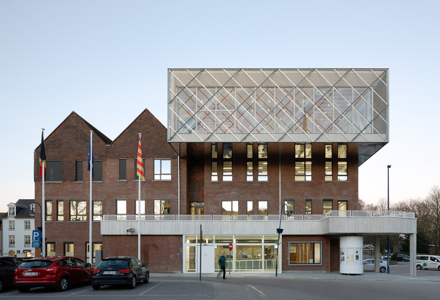 Kontich City Hall von plusoffice architects | Verwaltungsgebäude
