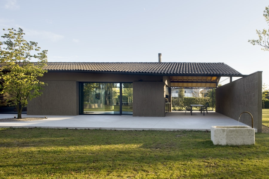 110_House in the poplar von MIDE architetti | Einfamilienhäuser