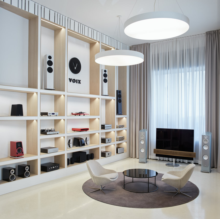 Audio and video showroom VOIX by AIH. ARCHITECT IVO HERMAN | Showrooms