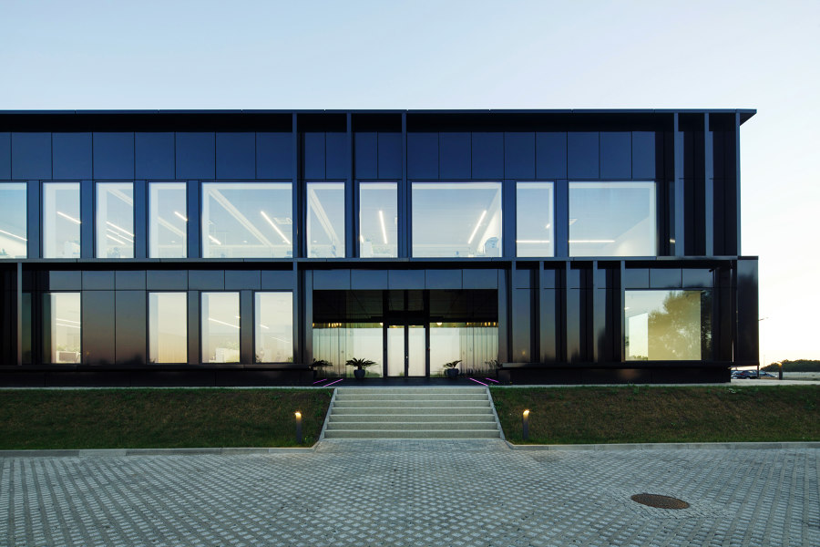 Pivexin Technology headquarters by MUS Architects | Office buildings