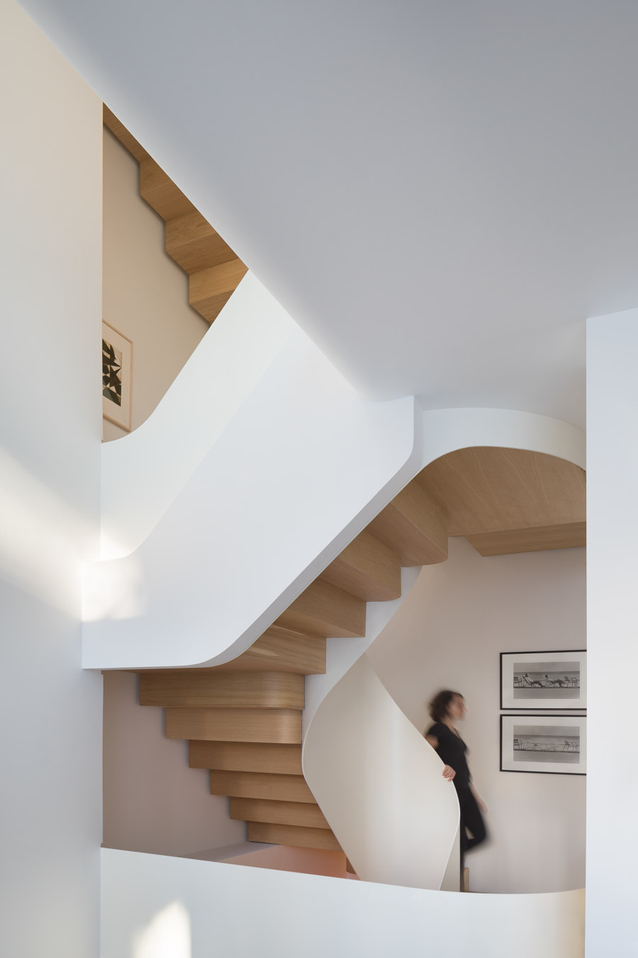 Light Falls von FLOW Architecture | Wohnräume