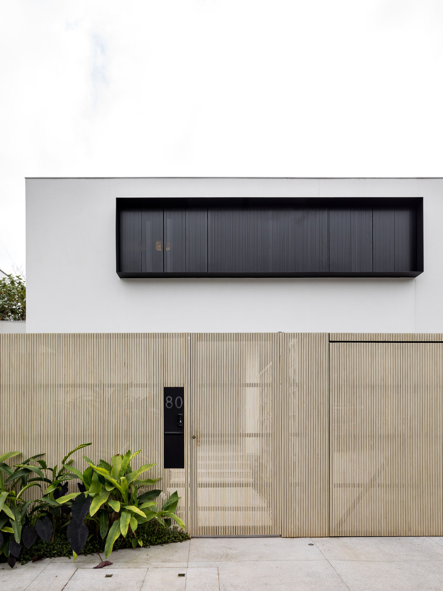 Jacupiranga House de CR2 Arquitetura | Maisons particulières