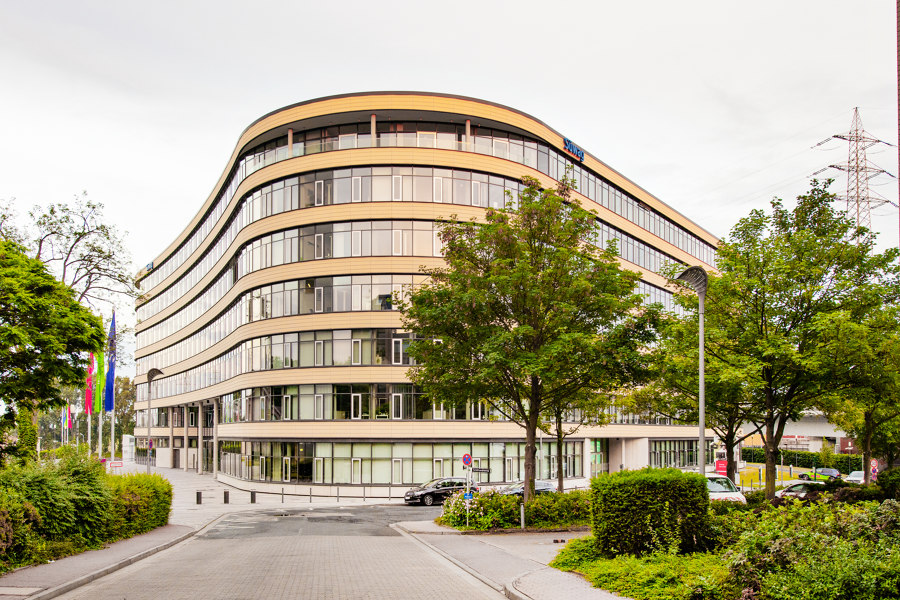 Süwag Redevelopment of Open Space di Lindner Group | Riferimenti di produttori