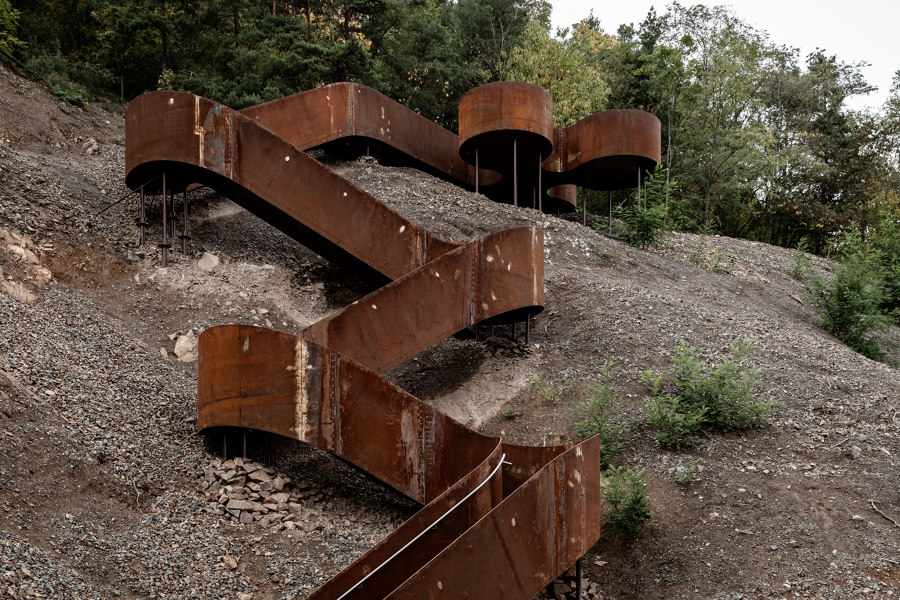 Chemin des Carrières de Reiulf Ramstad Arkitekter | Monumentos/esculturas/plataformas panorámicas