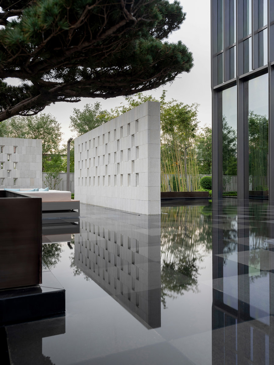 HUALUXE Xi'an Hi-Tech Zone de CCD/Cheng Chung Design | Intérieurs d'hôtel