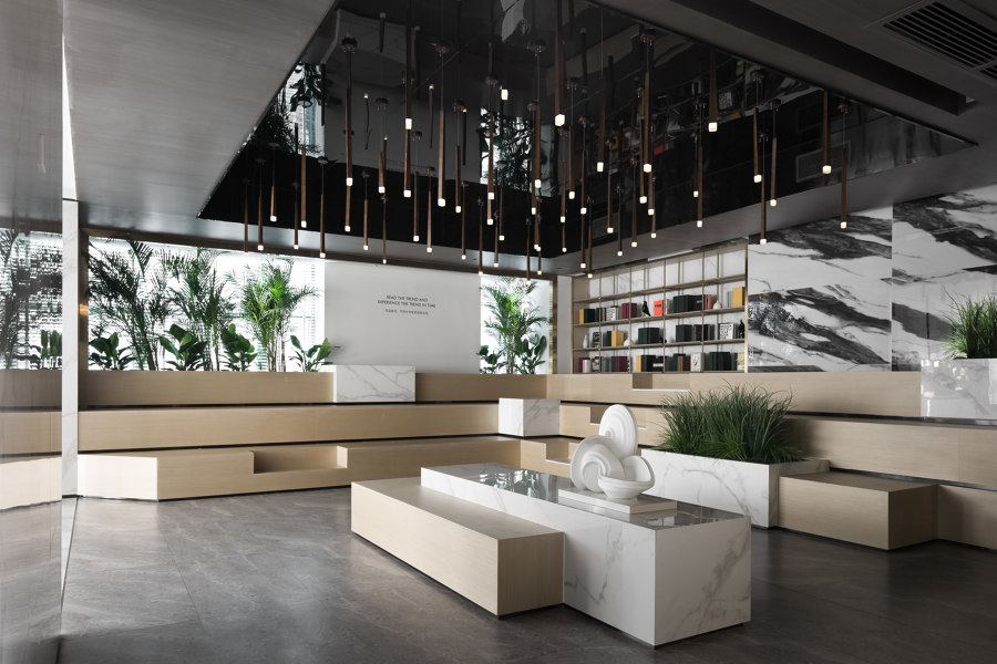 Meitao Ceramics Sales Center von Foshan Topway Design | Shop-Interieurs