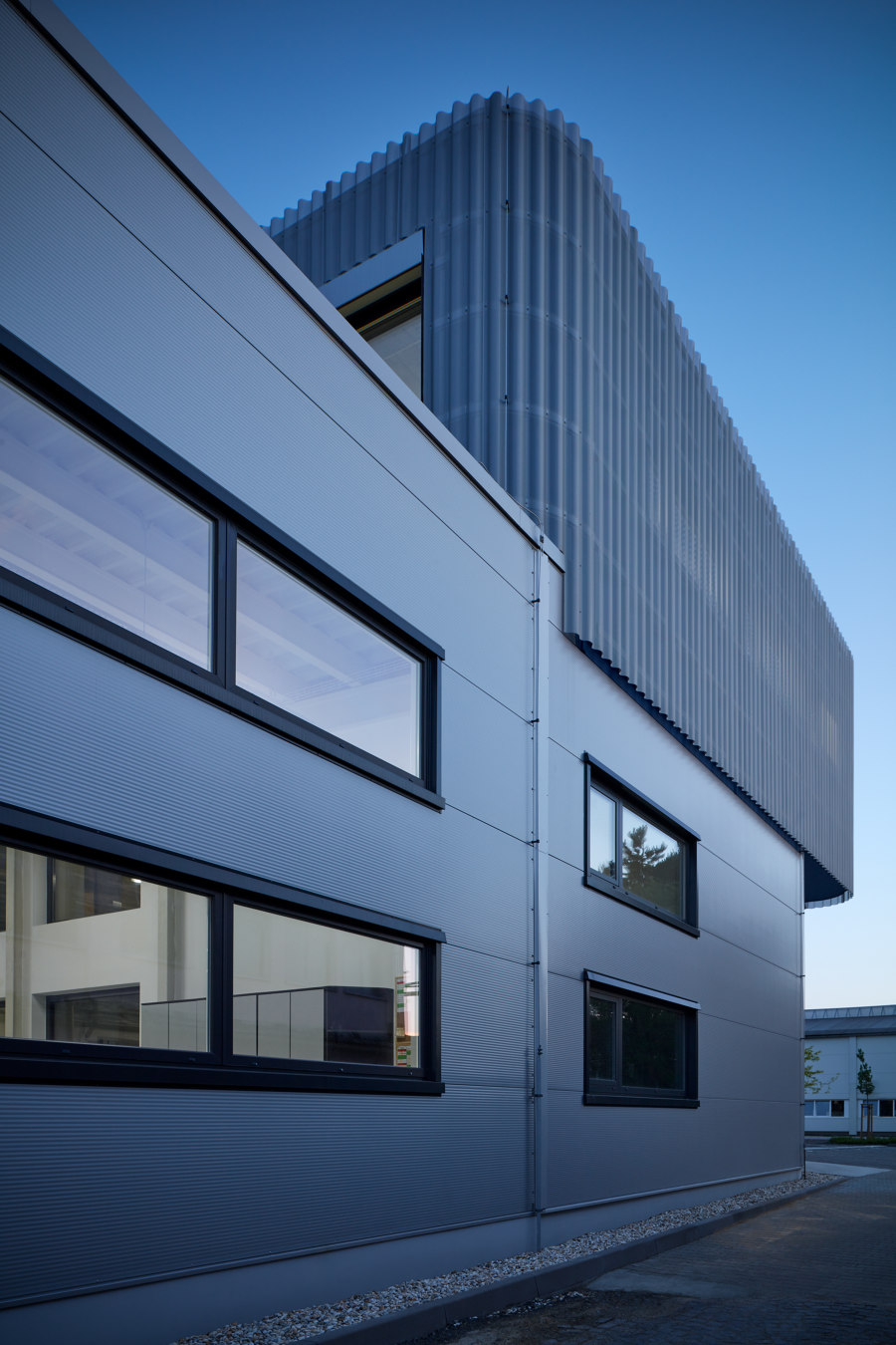 Pilana Karbid von ellement architects | Bürogebäude