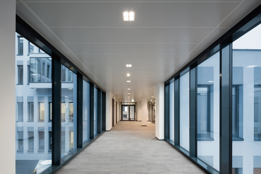OMV Schwechat by ATP architects engineers | Office buildings