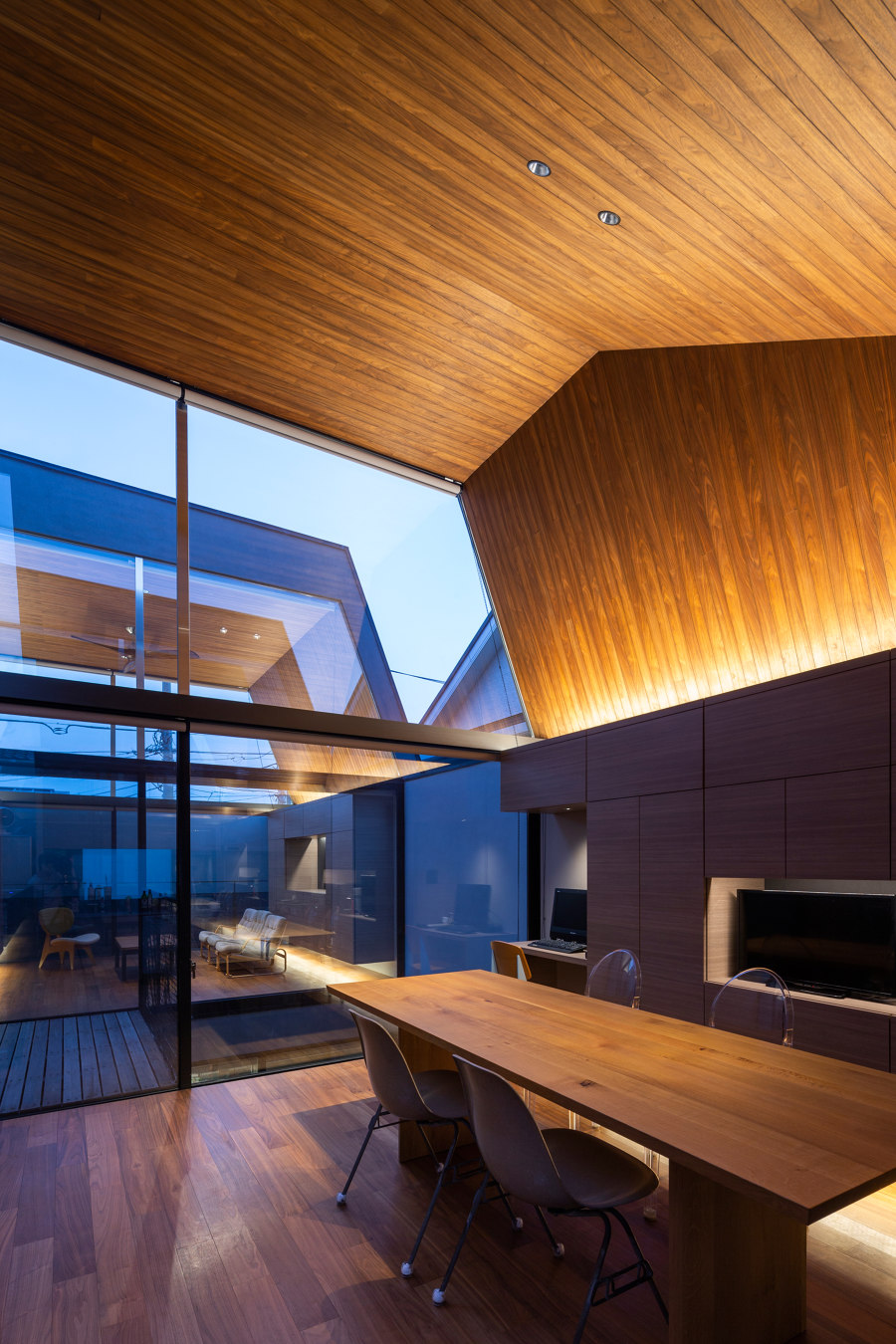 RHYTHM de APOLLO Architects & Associates | Adosados