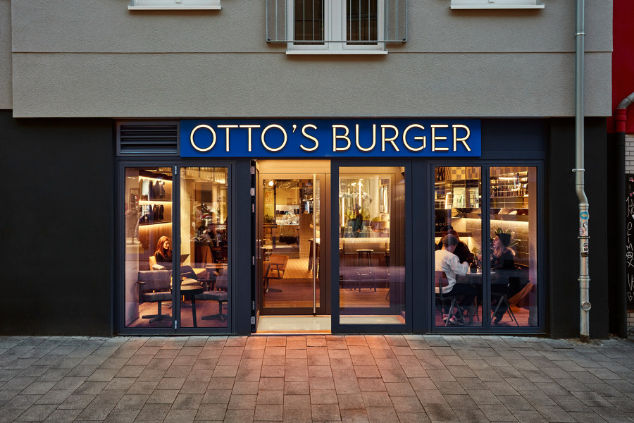 Otto's Burger Cologne by Studio Modijefsky | Restaurant interiors