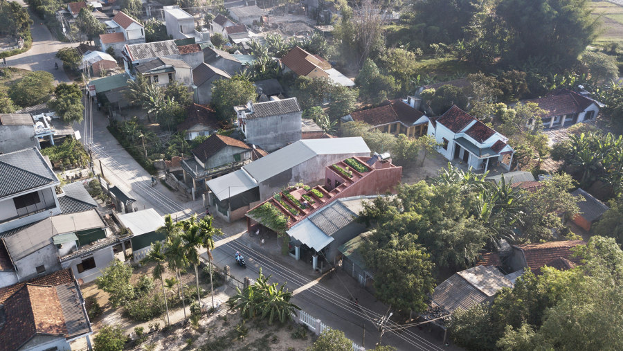 The Red Roof von TAA Design | Einfamilienhäuser