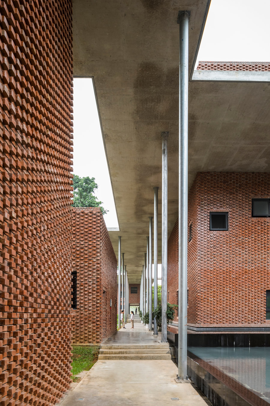 Viettel Academy Educational Centre by Vo Trong Nghia Architects | Universities
