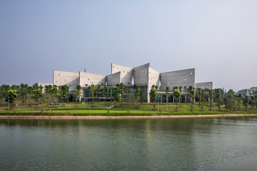Viettel Offsite Studio von Vo Trong Nghia Architects | Bürogebäude