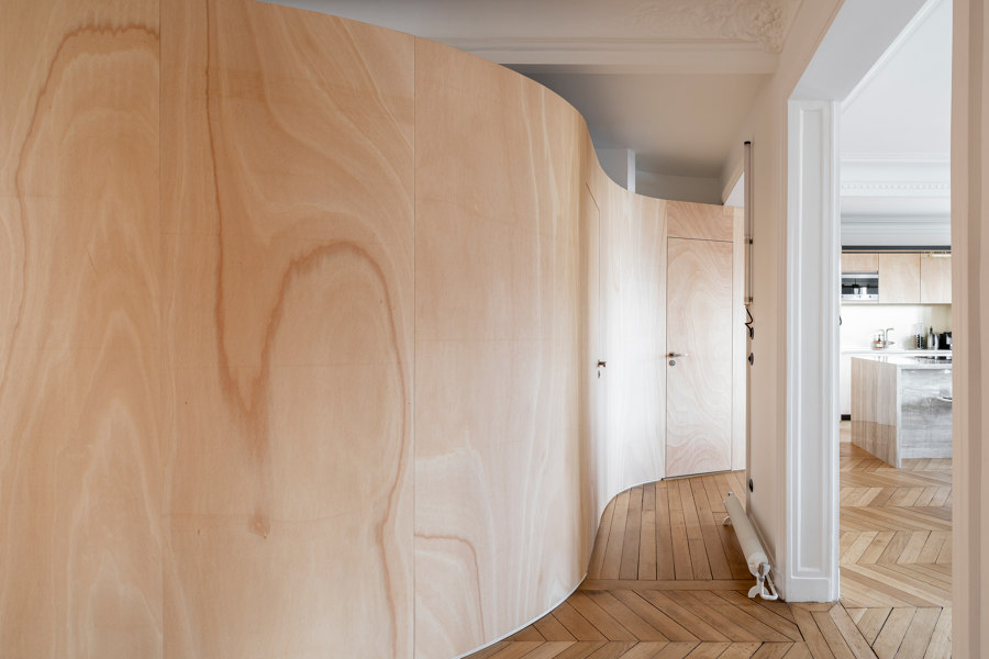 Wood ribbon in Paris apartment | Living space | Toledano +Architects