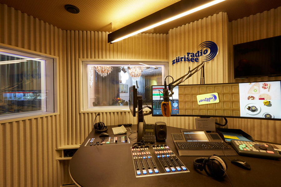 Radio Zuersee by Susanne Fritz Architekten | Club interiors